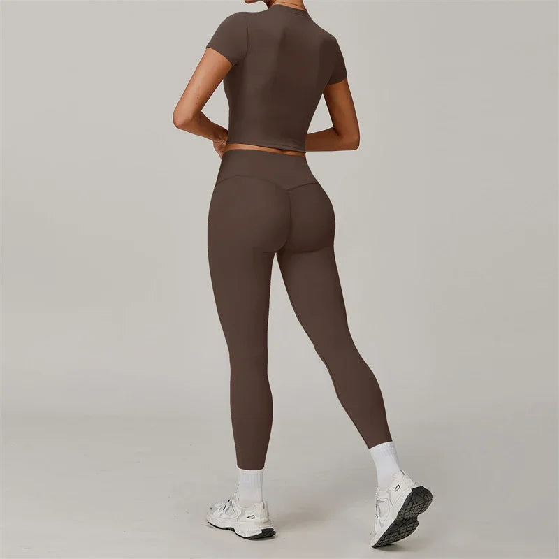 Women's Yoga Set Crop Top And High Waist Leggings Outfit