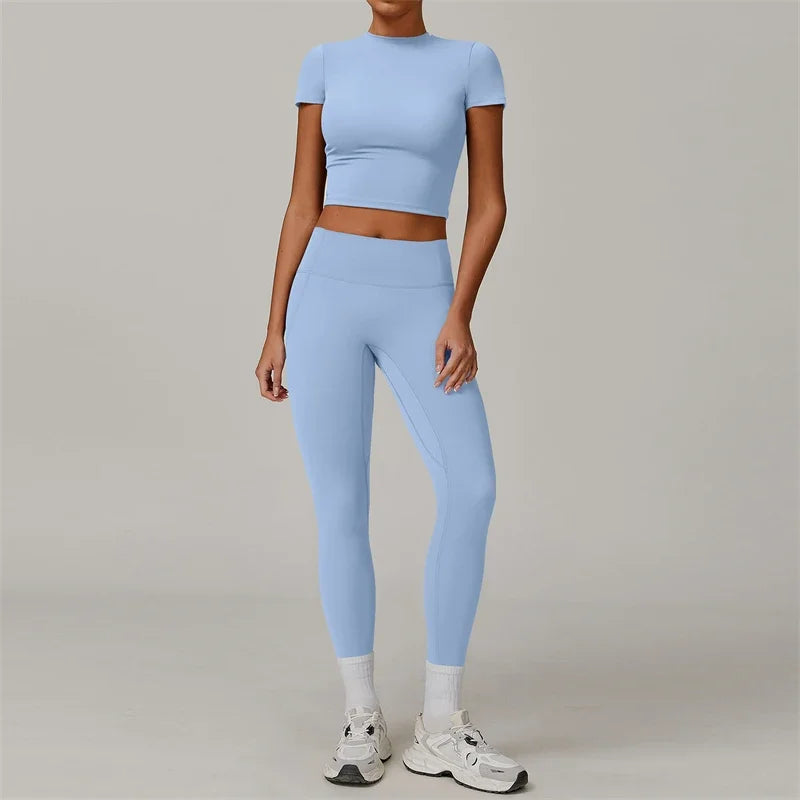 Women's Yoga Set Crop Top And High Waist Leggings Outfit