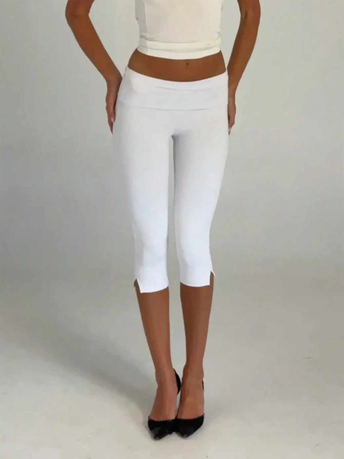 Y2K Women's Low Waist White Capri Leggings With Fold Over Hem